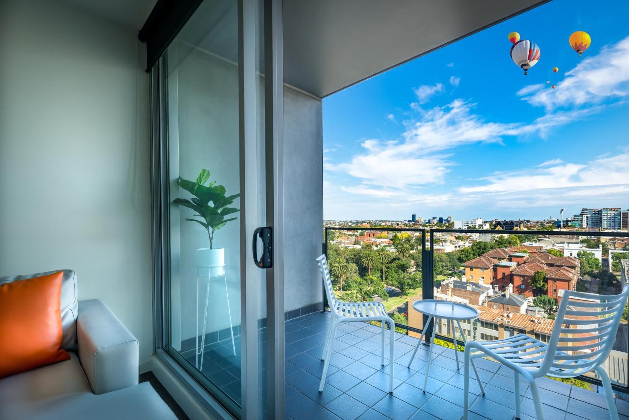 Adele Apartment Hotel East Melbourne Ngoại thất bức ảnh
